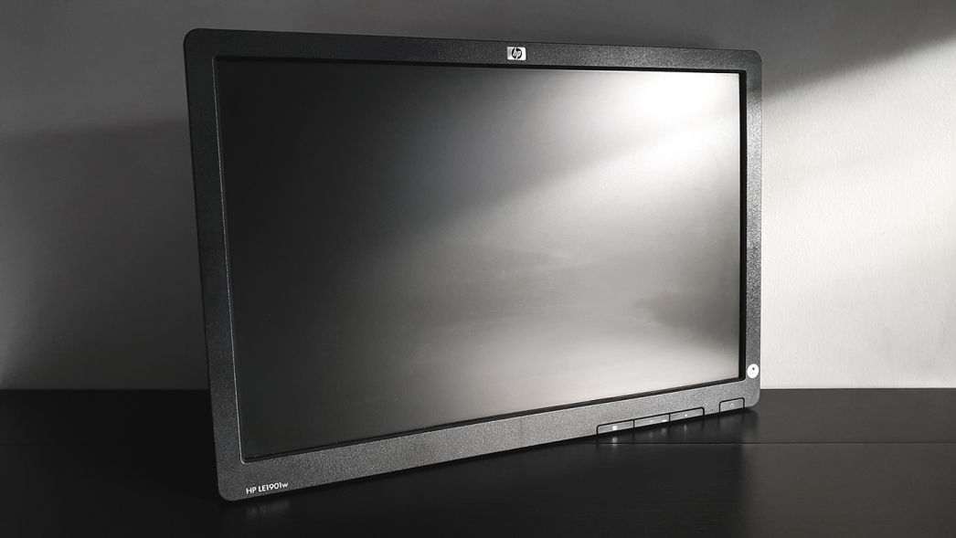 HP LE1901w 19 inch monitor